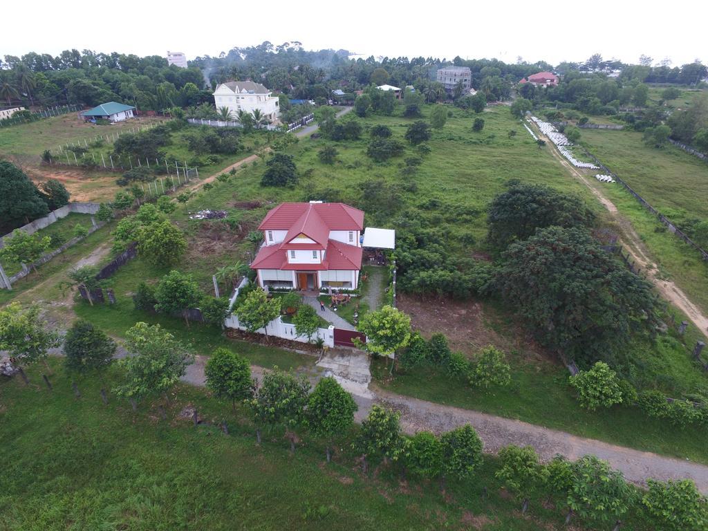Swiss Villa Sihanoukville Habitación foto