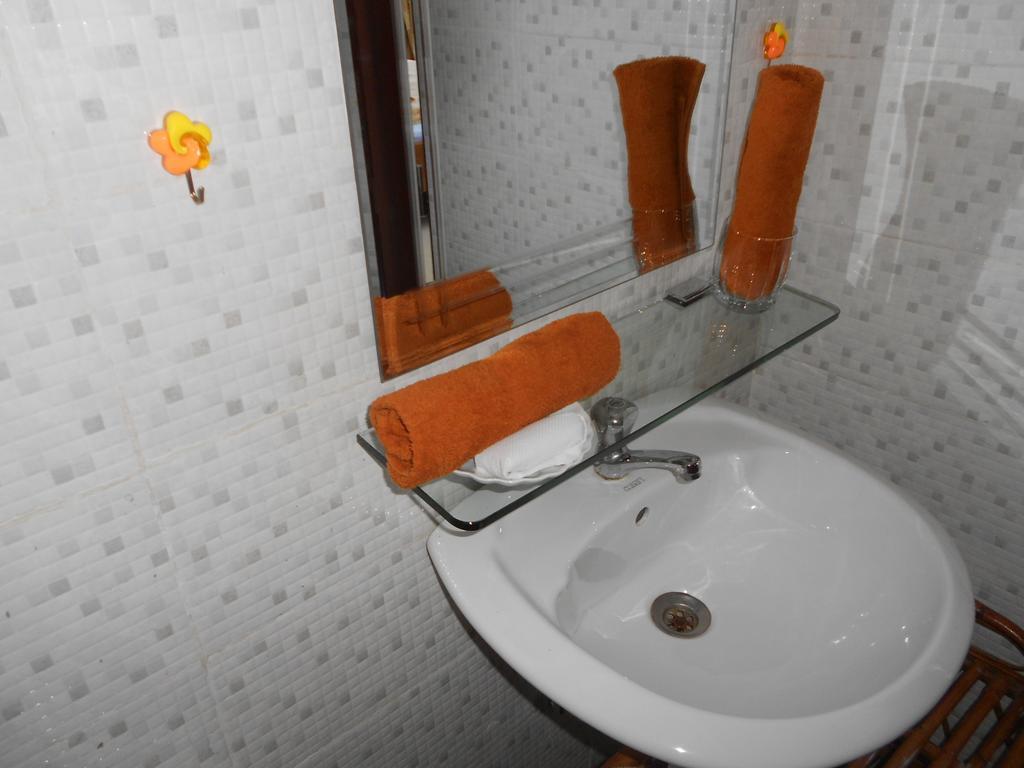 Swiss Villa Sihanoukville Habitación foto